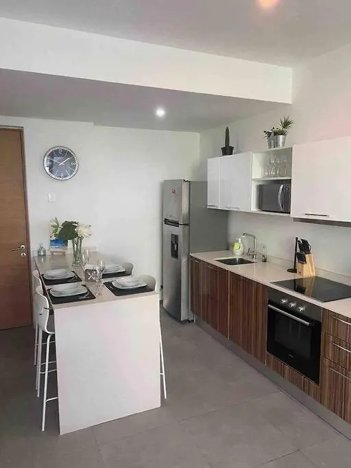 Menesse City Condo بلايا ديل كارمن 0*,